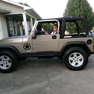 Meet your Posher, Mary